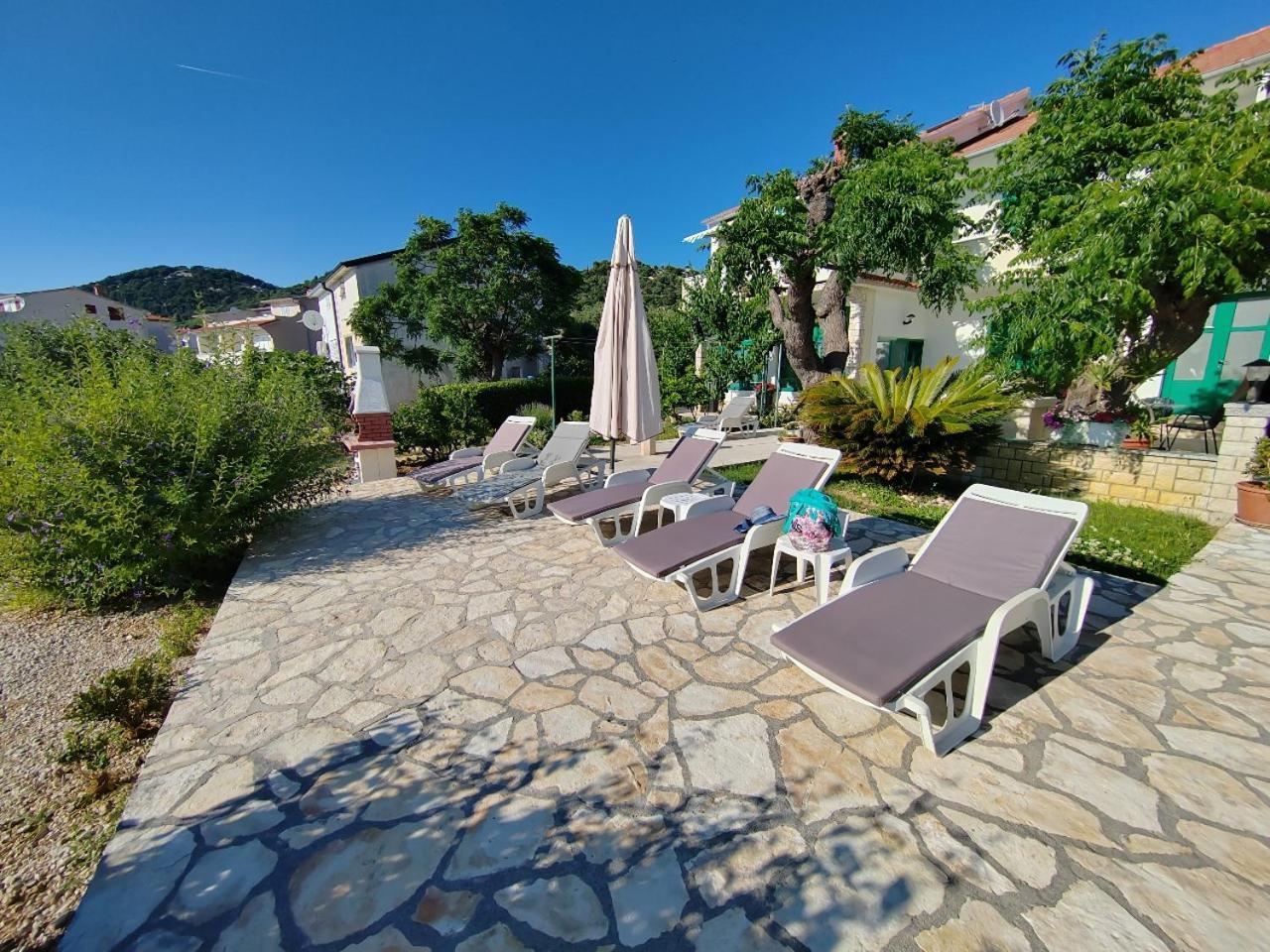 Room'S Brica Barbat na Rabu Экстерьер фото