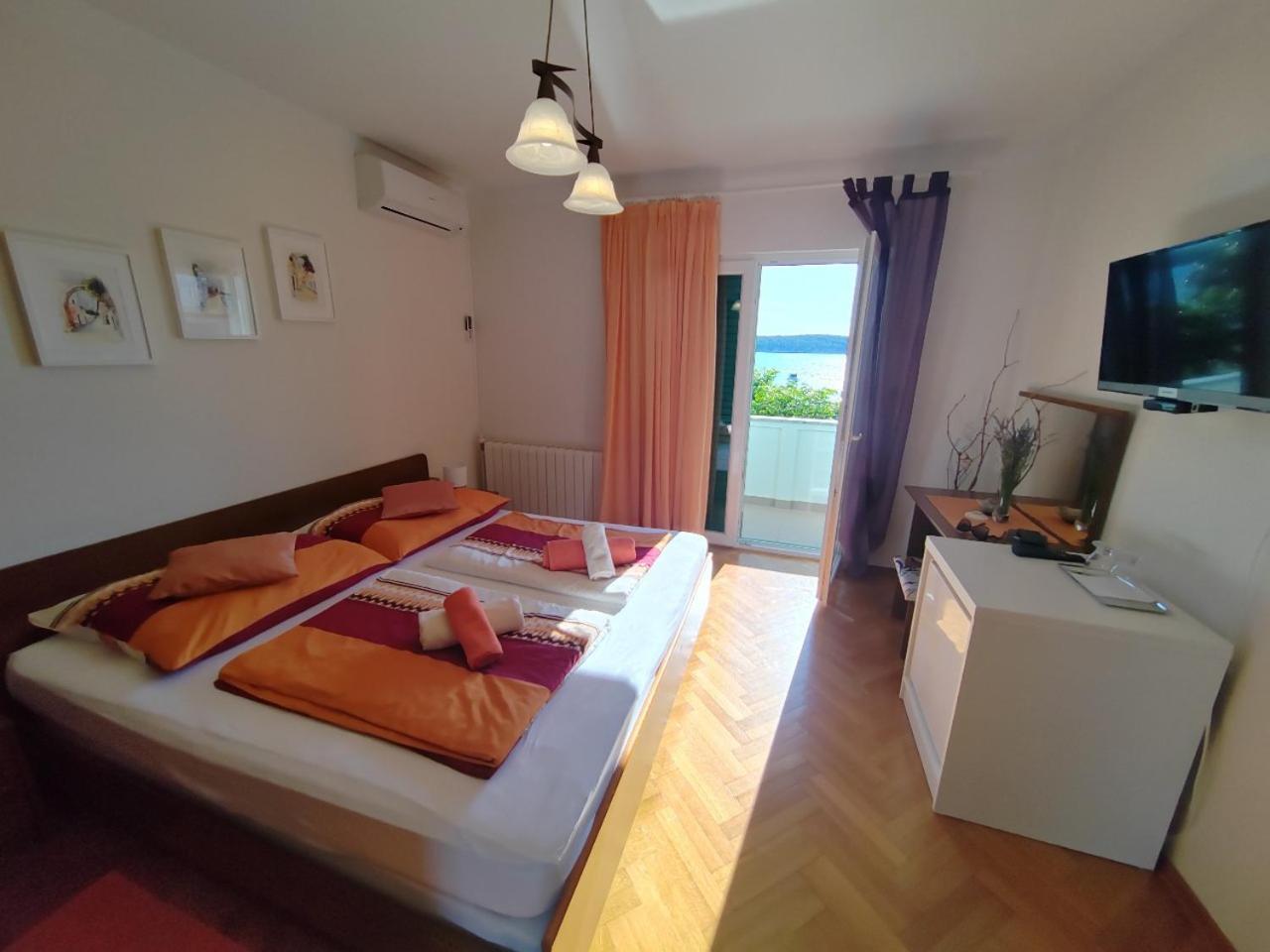 Room'S Brica Barbat na Rabu Экстерьер фото